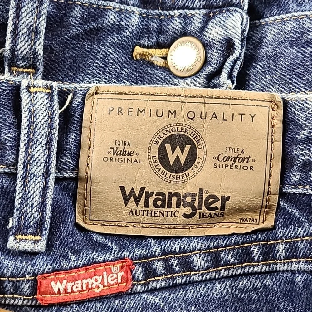 WRANGLER VINTAGE PREMIUM MENS STRAIGHT DISTRESSED LIKE NEWDENIM BLUE JEANS 36x31